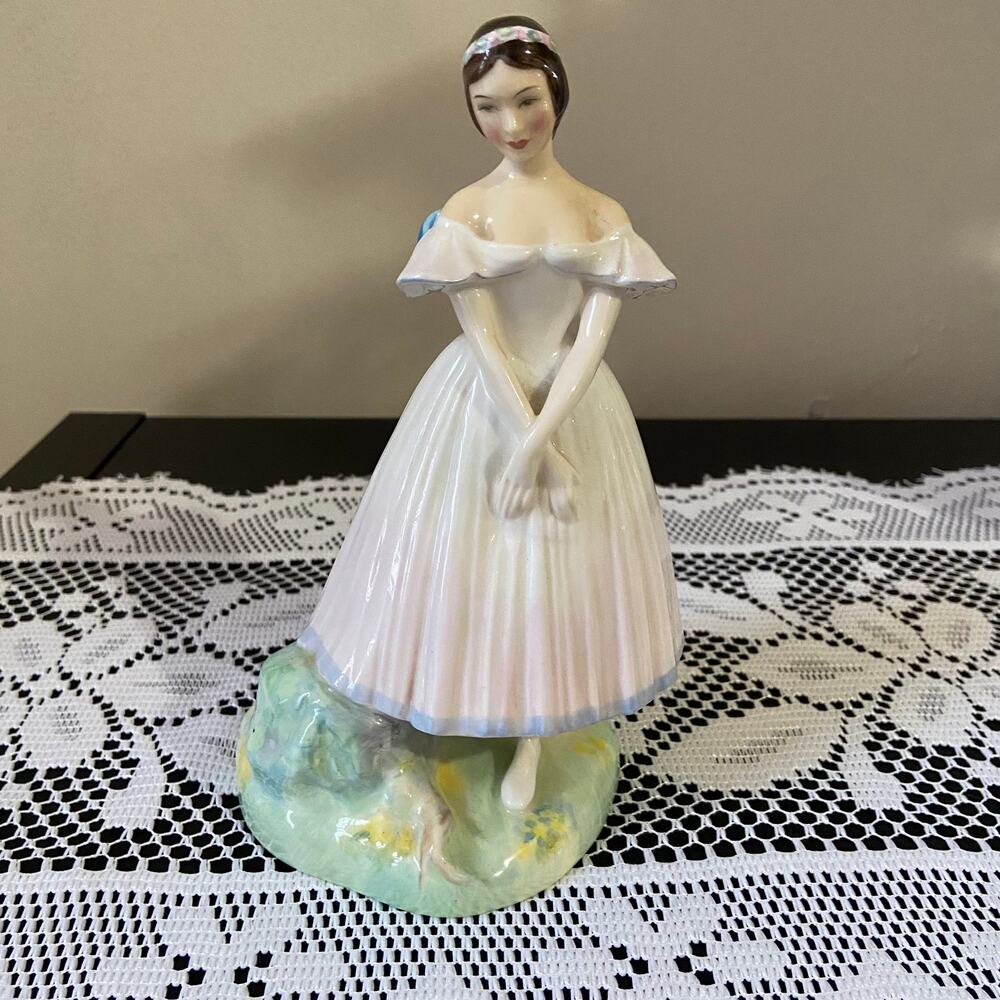 Royal Doulton  La‎ Sylphide Ceramic Figurine